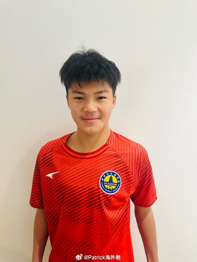博主：刘凯源本赛季西班牙加泰U16优选联赛首发18次，已打入9球